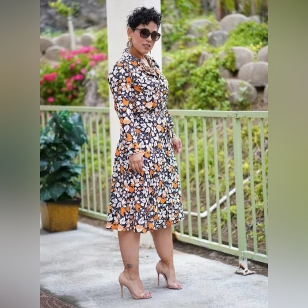 WHO WHAT WEAR medium button midi
